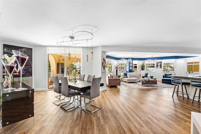 Image 12 of 56 For 99 Mizner Blvd  231