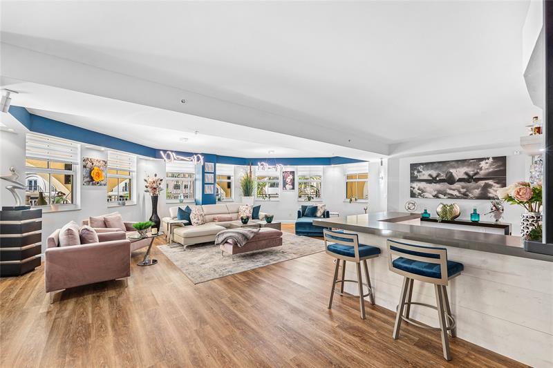 Image 13 of 56 For 99 Mizner Blvd  231