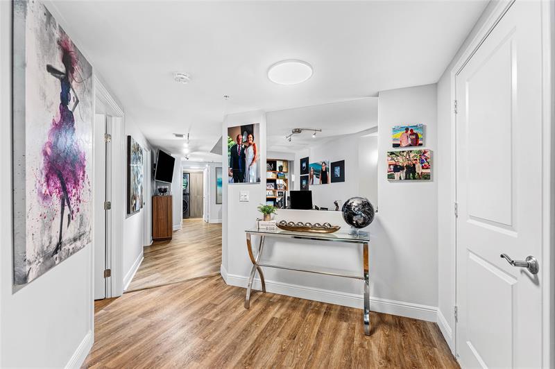 Image 29 of 56 For 99 Mizner Blvd  231