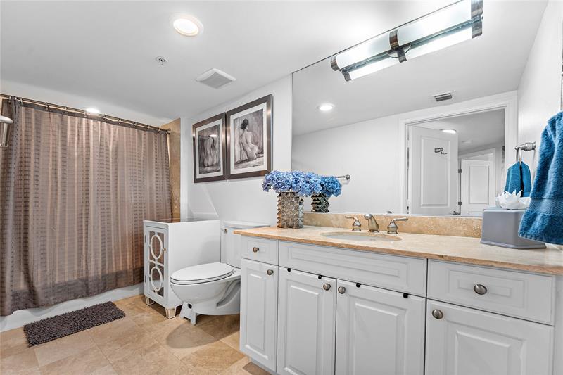 Image 33 of 56 For 99 Mizner Blvd  231