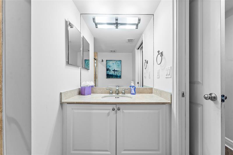 Image 41 of 56 For 99 Mizner Blvd  231