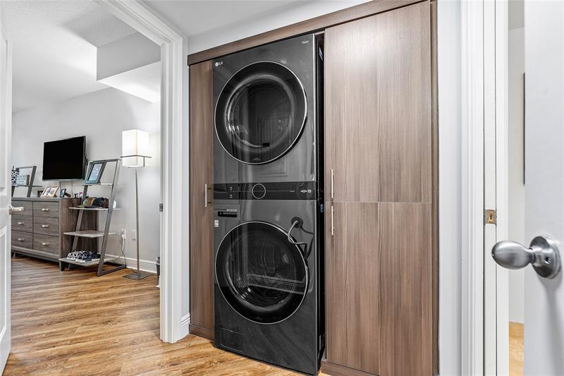 Image 42 of 56 For 99 Mizner Blvd  231