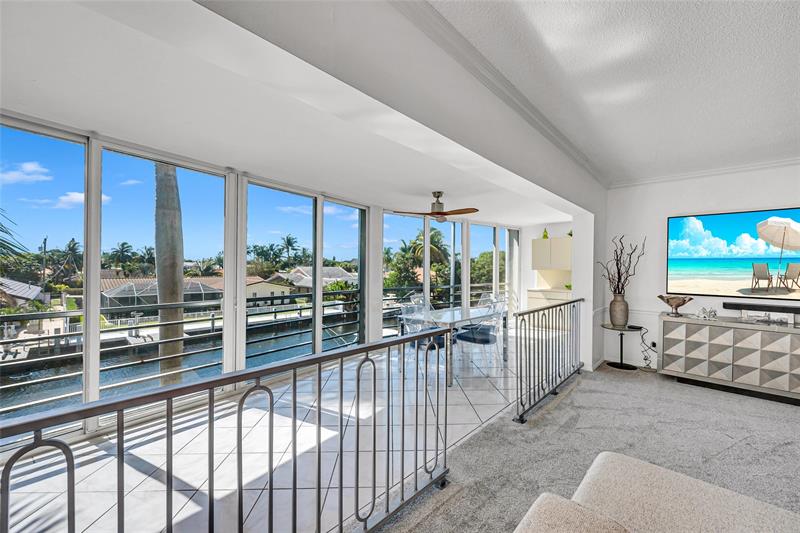 Image 12 of 53 For 3050 47th Ct  201