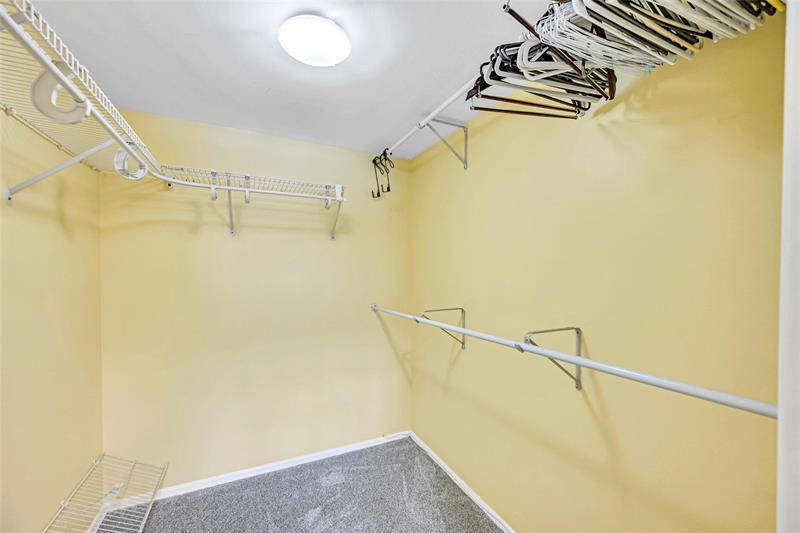 Image 31 of 53 For 3050 47th Ct  201