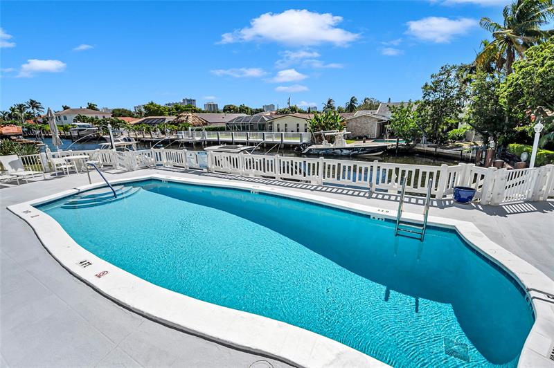 Image 46 of 53 For 3050 47th Ct  201