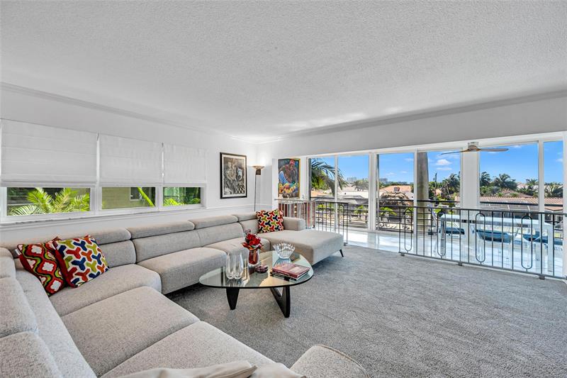 Image 9 of 53 For 3050 47th Ct  201