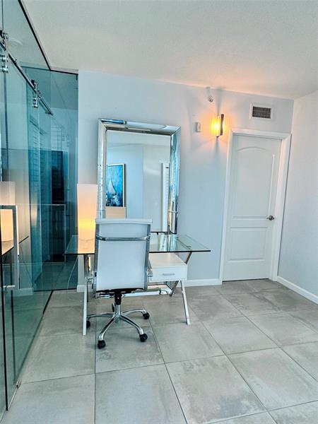 Image 16 of 31 For 1490 15th St  202