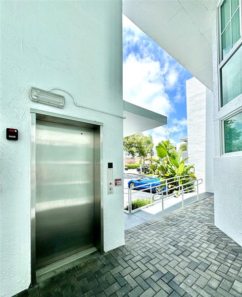 Image 25 of 31 For 1490 15th St  202