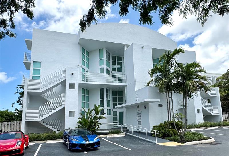 Image 26 of 31 For 1490 15th St  202