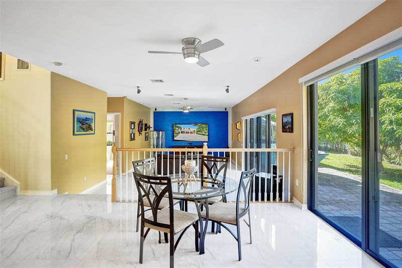 Image 18 of 56 For 5008 168th Ave