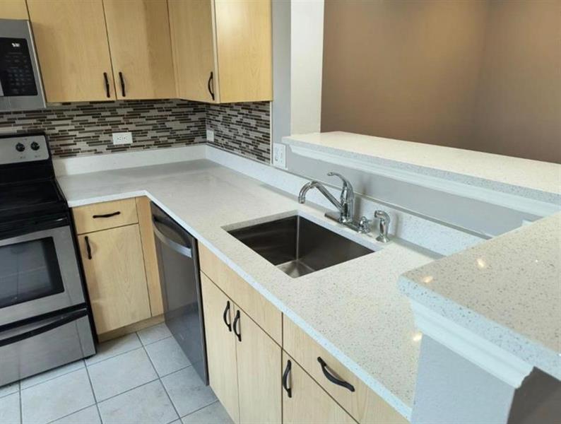 Image 10 of 28 For 533 3rd Ave