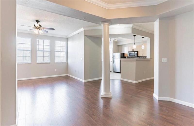 Image 11 of 28 For 533 3rd Ave