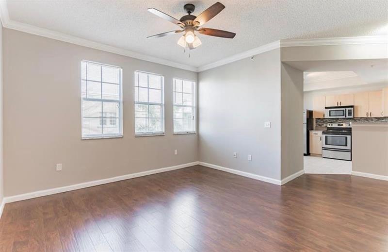 Image 21 of 28 For 533 3rd Ave