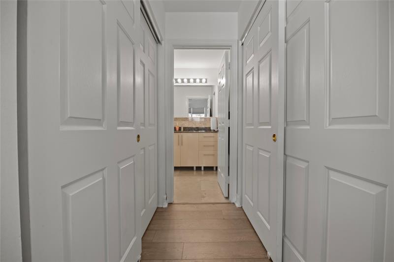 Image 20 of 42 For 732 15th Ave