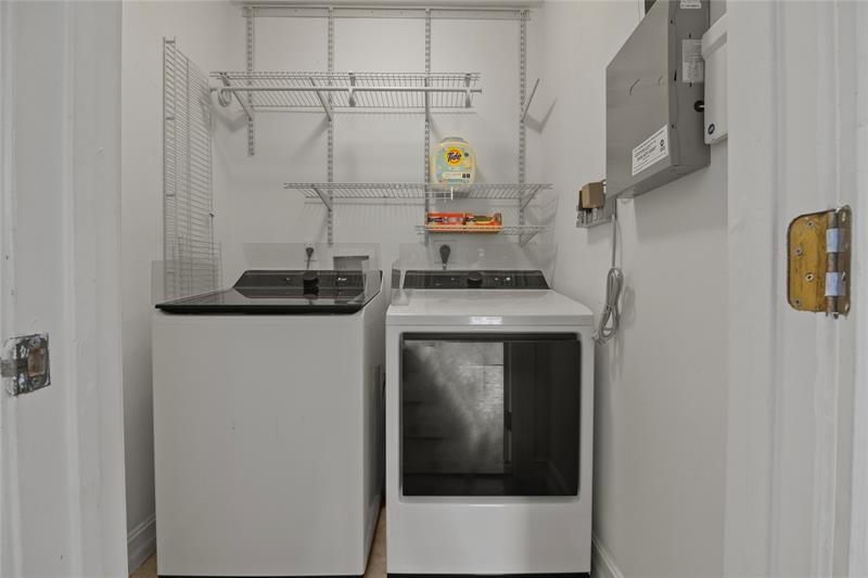 Image 30 of 42 For 732 15th Ave