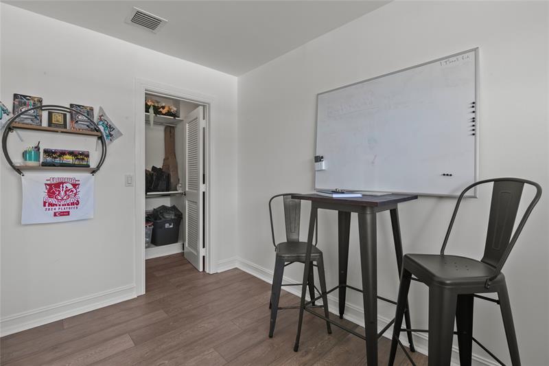 Image 35 of 42 For 732 15th Ave