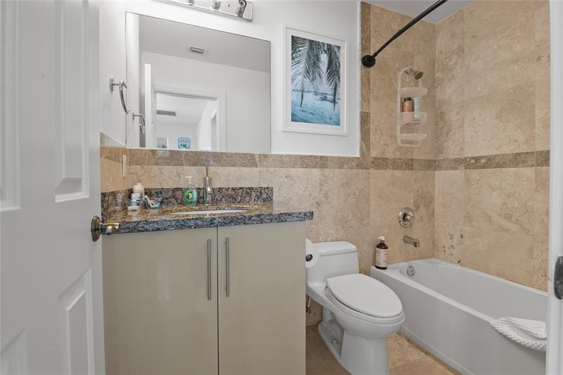 Image 36 of 42 For 732 15th Ave