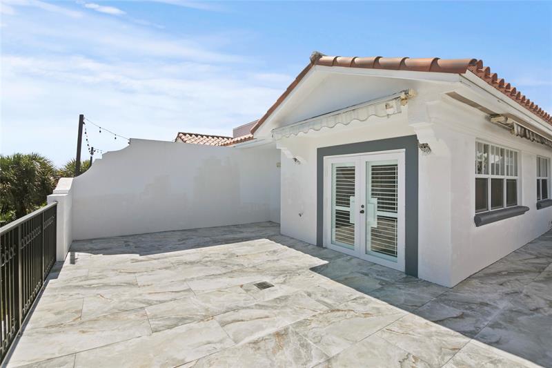 Image 37 of 42 For 732 15th Ave