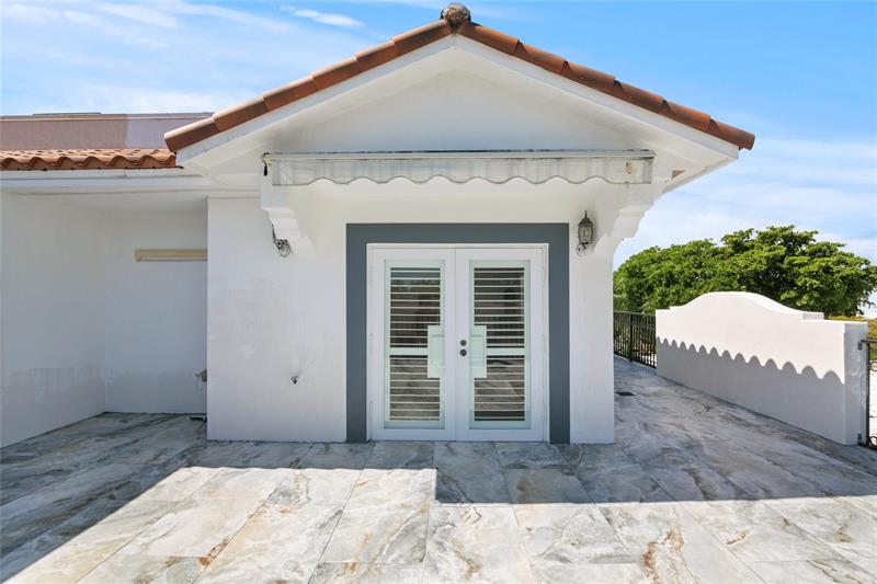 Image 39 of 42 For 732 15th Ave