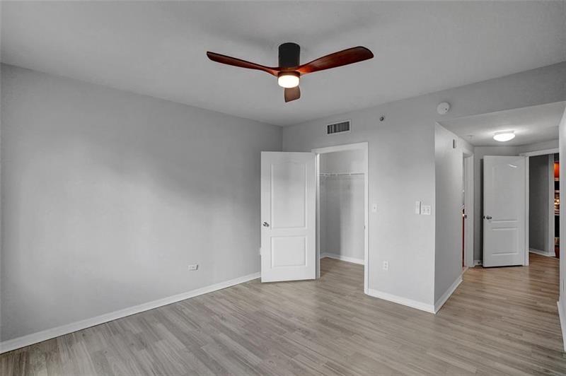 Image 11 of 30 For 100 Federal Highway  642