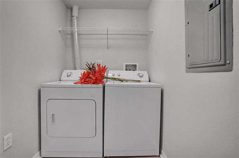 Image 18 of 30 For 100 Federal Highway  642