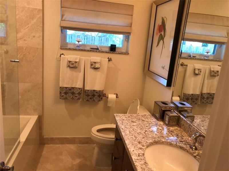 Image 14 of 16 For 2201 20th  