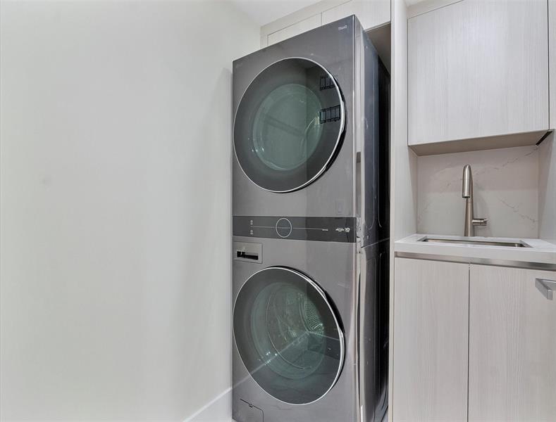 Image 26 of 43 For 3100 Ocean Blvd  704