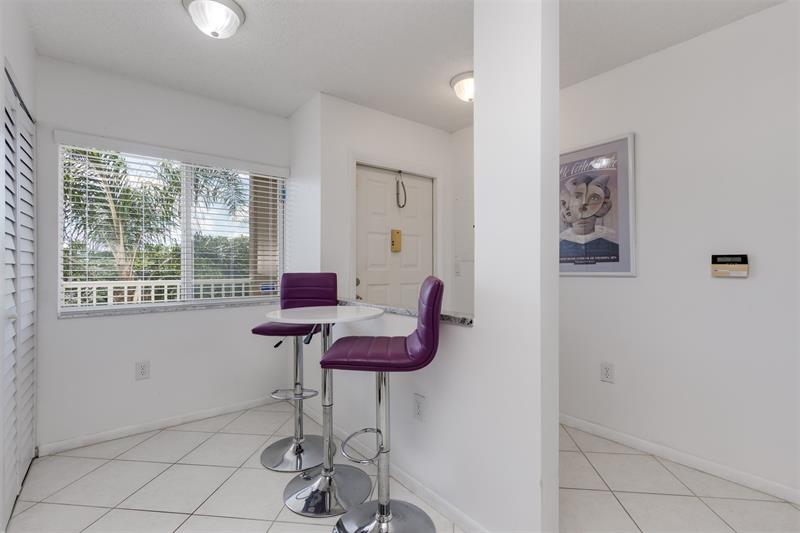Image 19 of 39 For 9537 Weldon Cir  404
