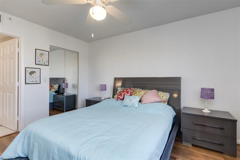 Image 22 of 39 For 9537 Weldon Cir  404