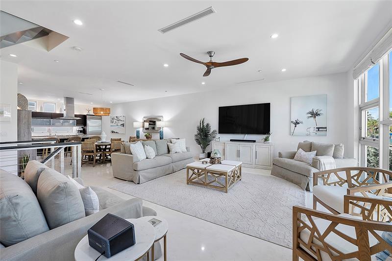 Image 16 of 56 For 705 Briny Ave