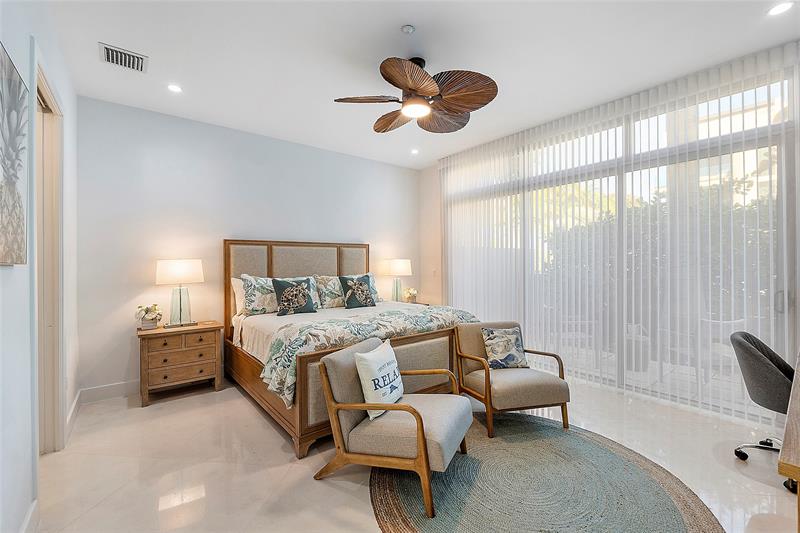 Image 29 of 56 For 705 Briny Ave