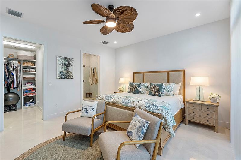 Image 36 of 56 For 705 Briny Ave