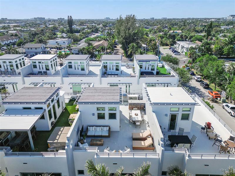 Image 47 of 56 For 705 Briny Ave