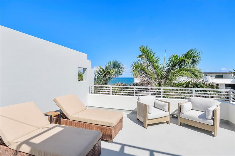 Image 5 of 56 For 705 Briny Ave