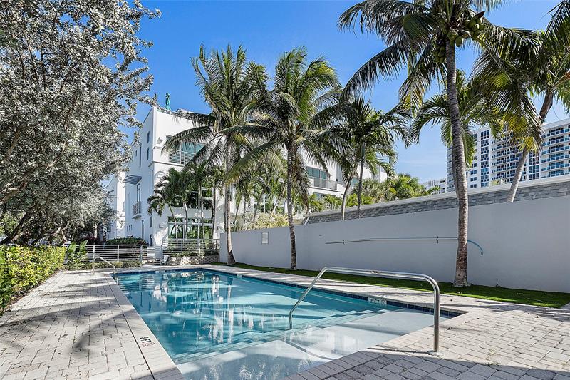 Image 50 of 56 For 705 Briny Ave