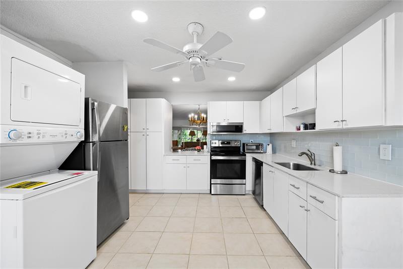 Image 5 of 22 For 1840 13th St  103