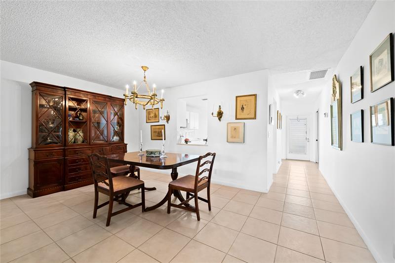 Image 7 of 22 For 1840 13th St  103
