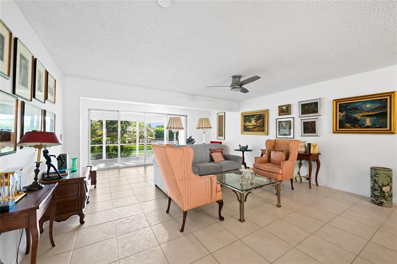 Image 8 of 22 For 1840 13th St  103