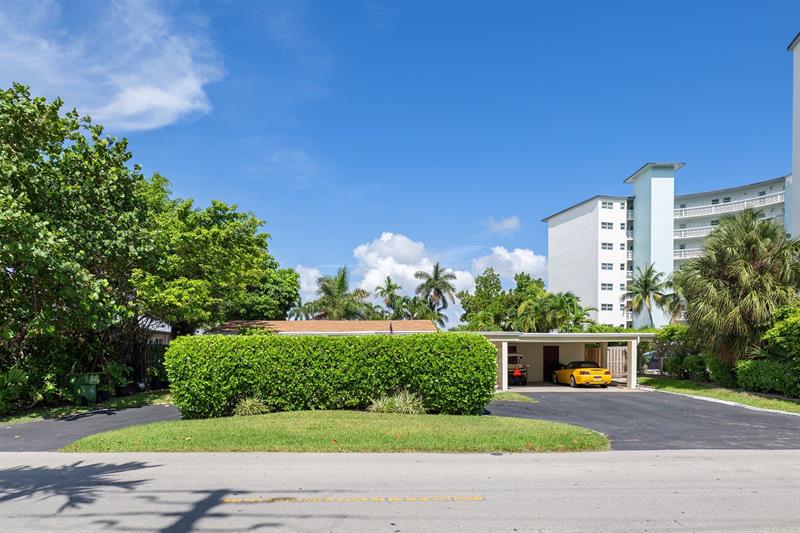 Image 11 of 14 For 2713 33rd Ave