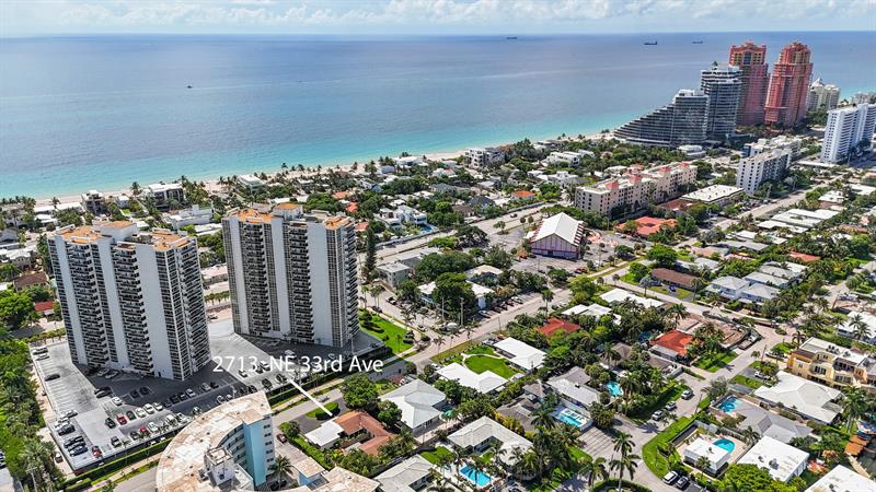 Image 3 of 14 For 2713 33rd Ave