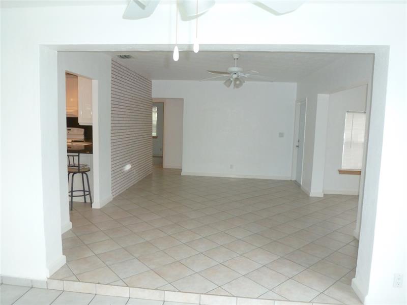 Image 15 of 15 For 2710 Thomas St