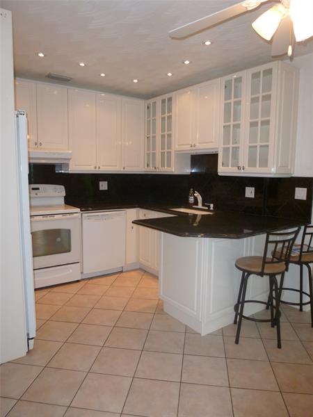 Image 5 of 15 For 2710 Thomas St