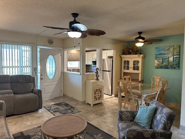 Image 3 of 36 For 808 7th Street  101b