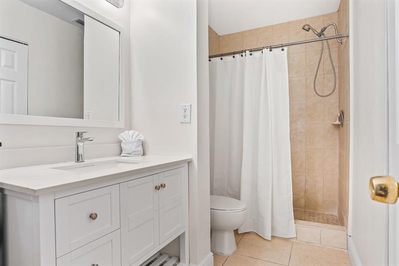 Image 14 of 26 For 102 Liberty Ct  102