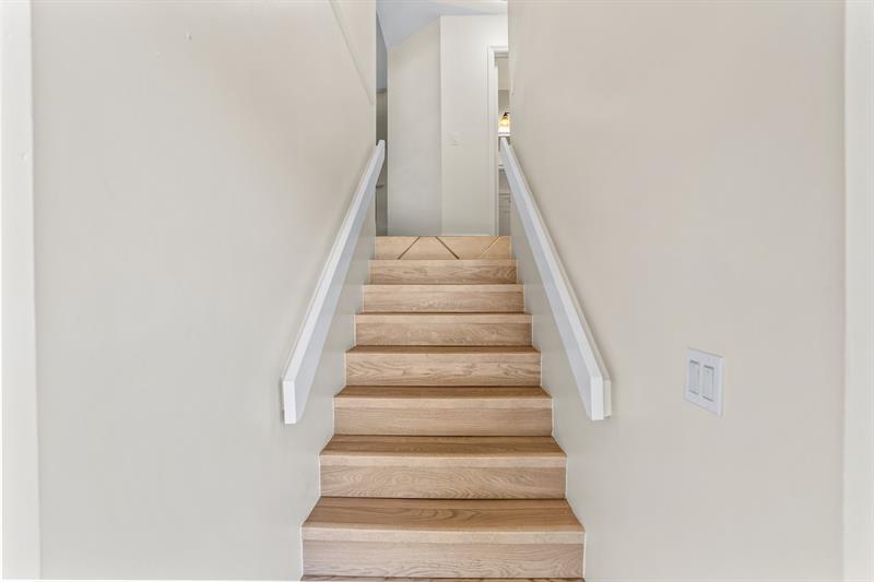 Image 23 of 26 For 102 Liberty Ct  102