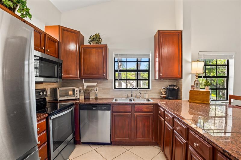 Image 7 of 26 For 102 Liberty Ct  102