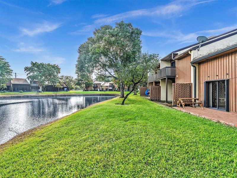 Image 41 of 59 For 4182 Pine Island Rd