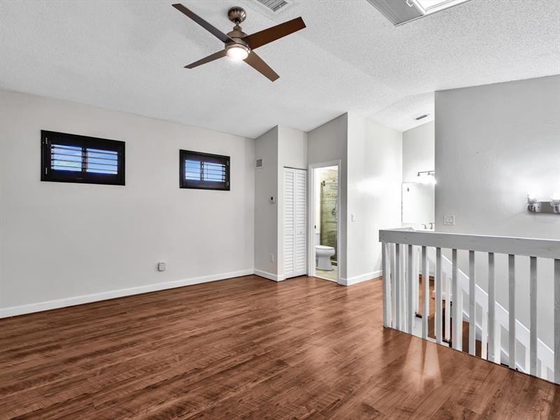 Image 47 of 59 For 4182 Pine Island Rd