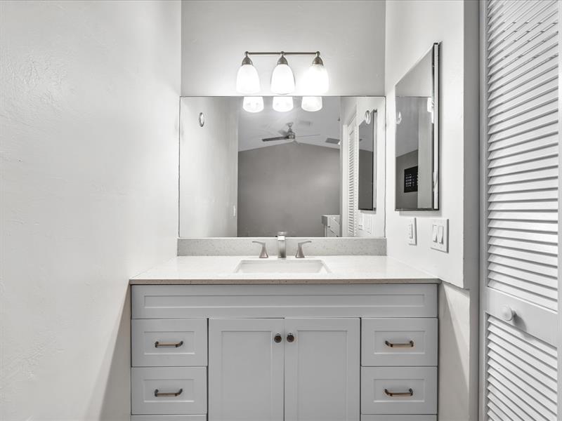 Image 51 of 59 For 4182 Pine Island Rd