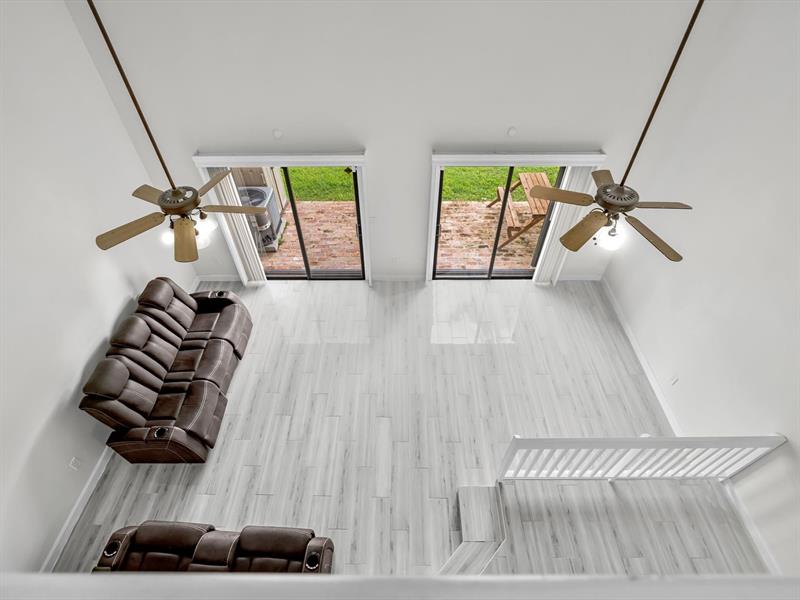 Image 53 of 59 For 4182 Pine Island Rd